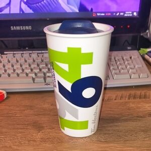 Tim Hortons 2016 Collector’s Edition Travel Mug - Gobelet de voyage Tim Hortons